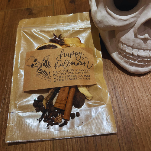 Skelton Spice & Everything Nice Halloween Simmer Pot